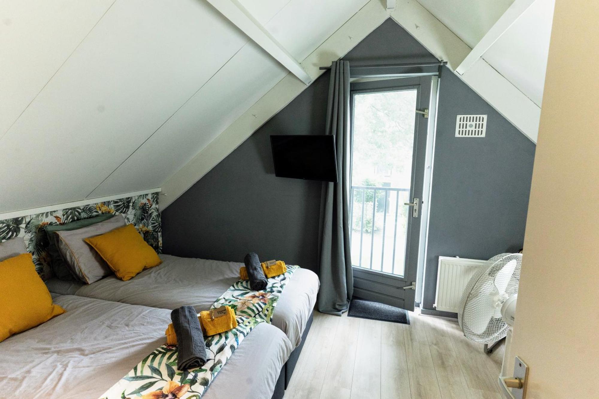 Rumah Senang Wellness Met Hottub En Tuin Ewijk Exterior photo