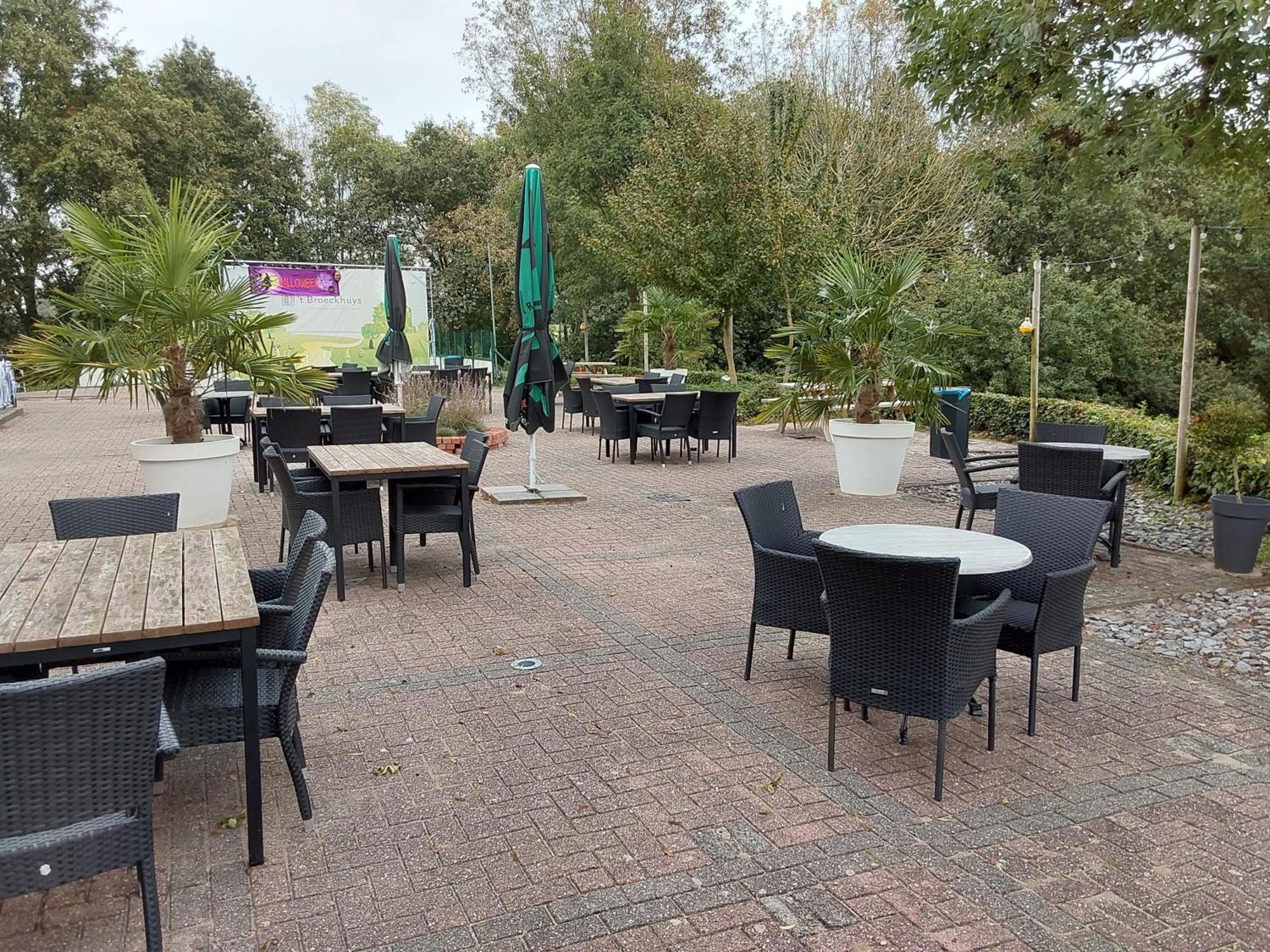 Rumah Senang Wellness Met Hottub En Tuin Ewijk Exterior photo